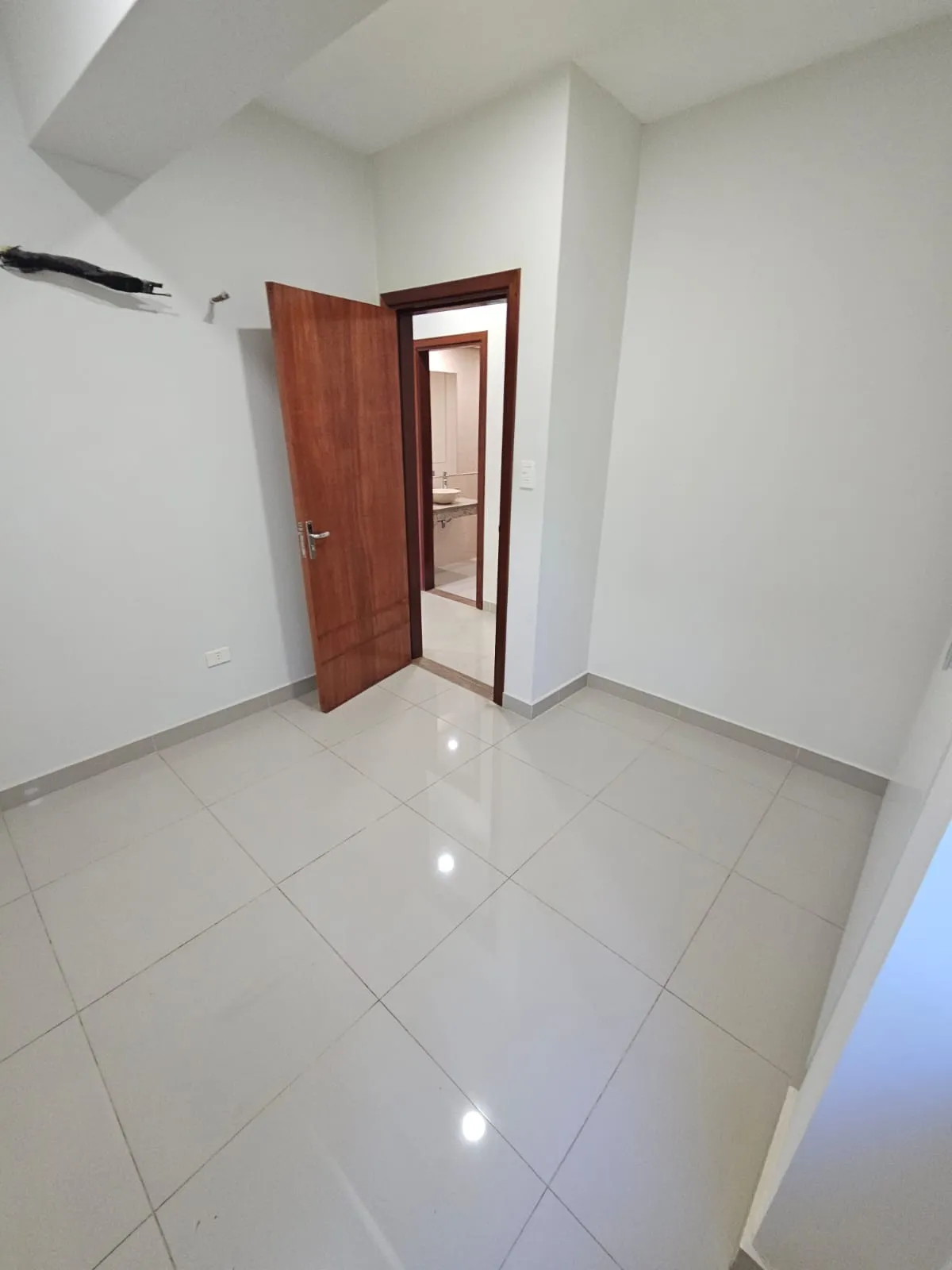 Dormitorio principal en suite espacioso y luminoso